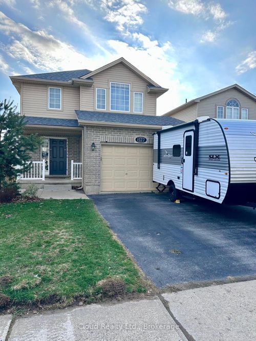 1577 Purser St, London, ON, N5V5J3 | Card Image