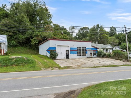 219 Burnsville School Rd, Burnsville, NC, 28714-8619 | Card Image