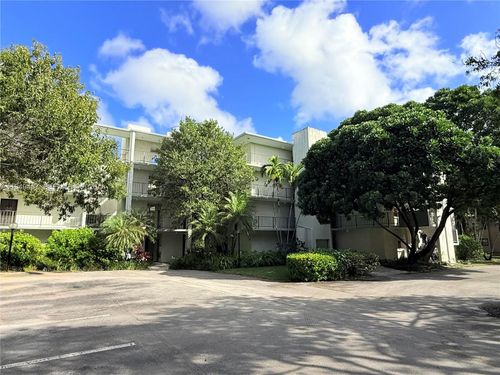 apt-4c-8931 N New River Canal Rd, Plantation, FL, 33324-3827 | Card Image