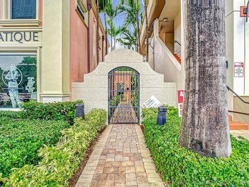 801 E Palmetto Park Road, Boca Raton, FL, 33432 | Card Image