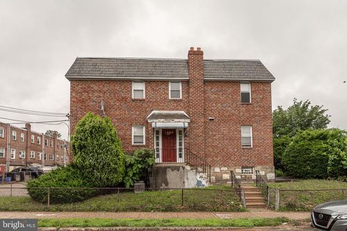 8300 Gilbert St, PHILADELPHIA, PA, 19150-2805 | Card Image