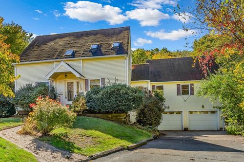 56 Country Ln, Marlborough, MA, 01752-3406 | Card Image