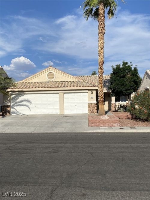 3640 Yorba Linda Dr, Las Vegas, NV, 89122-4711 | Card Image