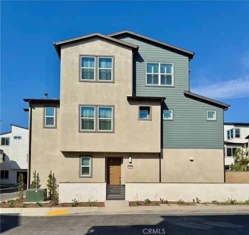 450 Lobata, Irvine, CA, 92618-5959 | Card Image