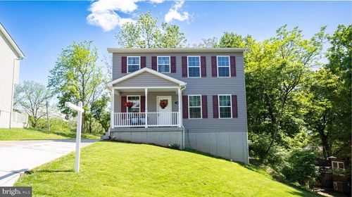 48 E F St, BRUNSWICK, MD, 21716-1443 | Card Image
