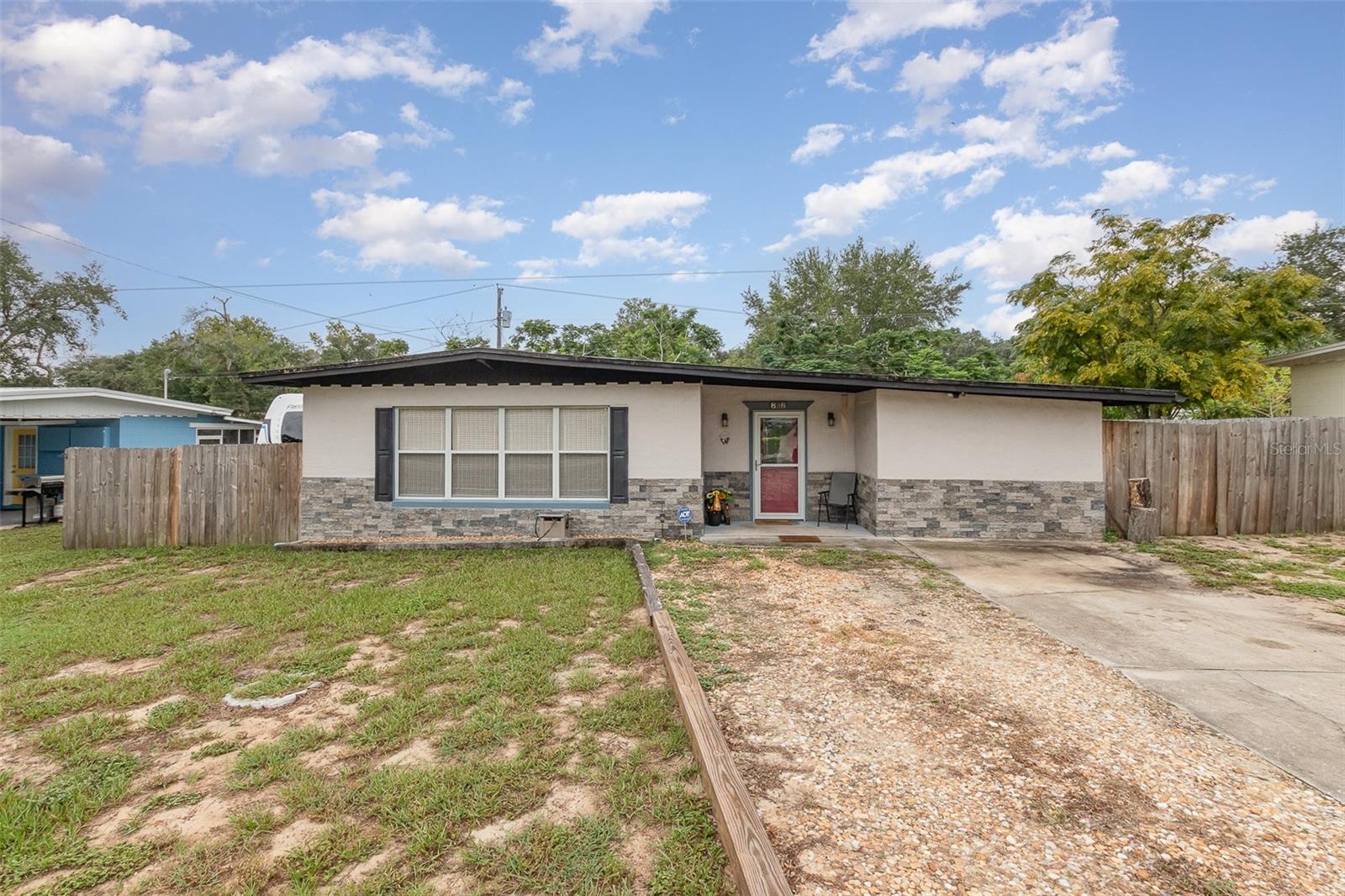 Center Ln, Clermont, FL 34711