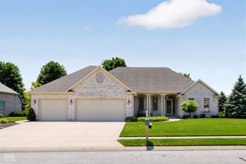 7831 Juniper Lane, Avon, IN, 46123 | Card Image