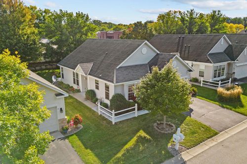 495 Meadowood Ln, Burnsville, MN, 55337-6841 | Card Image