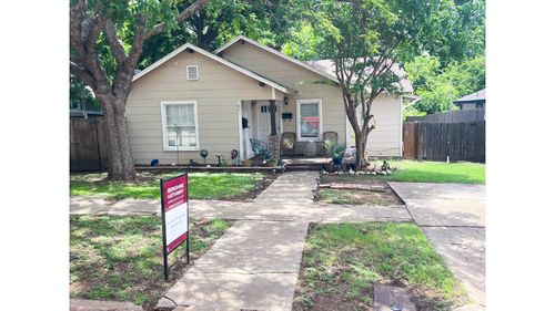 1801 Belle Pl, Fort Worth, TX, 76107-3969 | Card Image