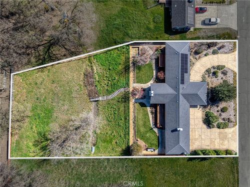 1050 Oak Park Way, Lakeport, CA, 95453-6383 | Card Image