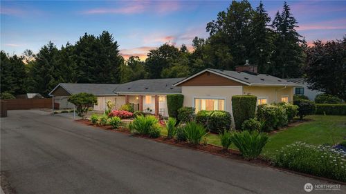 1809 5th Street Sw, Puyallup, WA, 98371 | Card Image