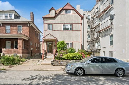 5715 E Liberty Blvd, East Liberty, PA, 15206-2593 | Card Image