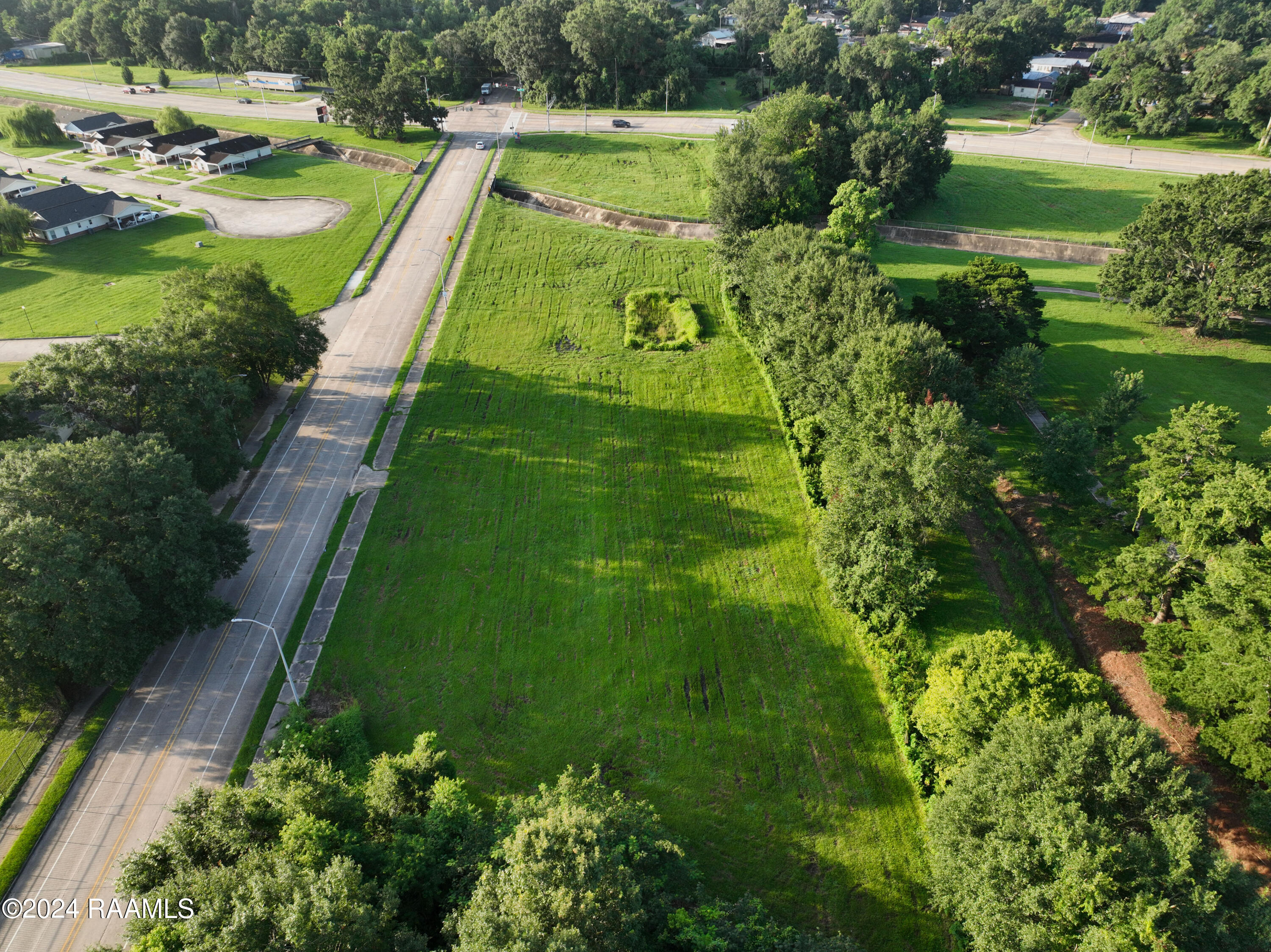 Land in Lafayette 3