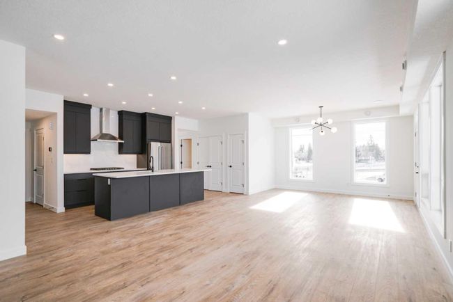 133 Sovereign Common Sw, Home with 3 bedrooms, 2 bathrooms and 2 parking in Calgary AB | Image 5