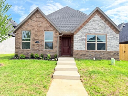 2905 Sw Lovely Ln, Bentonville, AR, 72713-9213 | Card Image