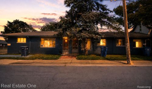 162 Burke St, River Rouge, MI, 48218-1433 | Card Image