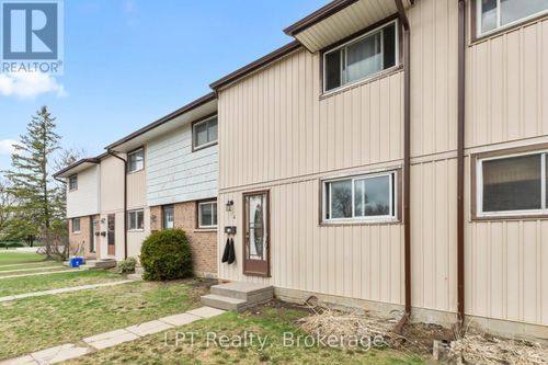 4-4 Tiffany Pl, Trenton, ON, K8V6A3 | Card Image