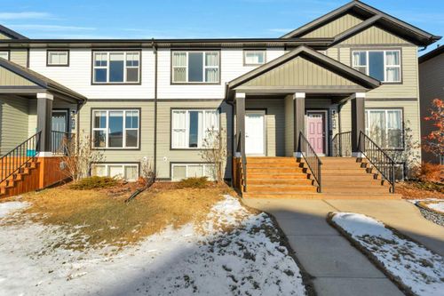 22 Latoria Crt, Red Deer County, AB, T4E3B8 | Card Image