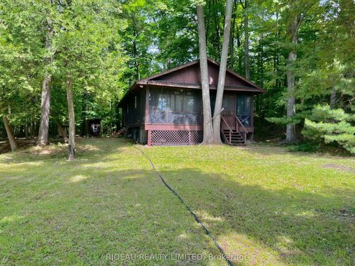 9 Newboro Mccaskill Island, South Crosby, ON, K0G1P0 | Card Image