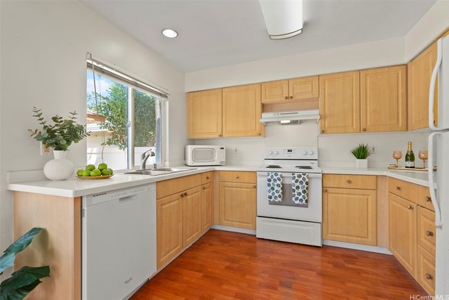 91-1072 Kaiheenalu St, House other with 4 bedrooms, 3 bathrooms and 2 parking in Ewa Beach HI | Image 10