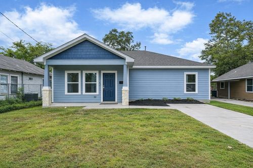 13 Hafer St, Baytown, TX, 77520-3068 | Card Image