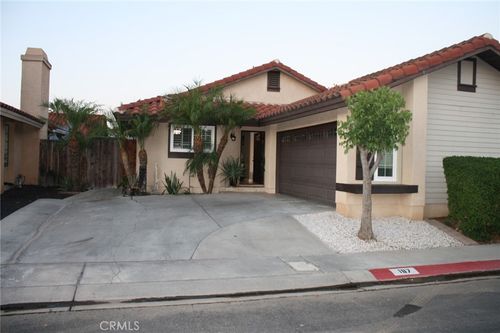 187 Mistletoe Dr, Corona, CA, 92879 | Card Image
