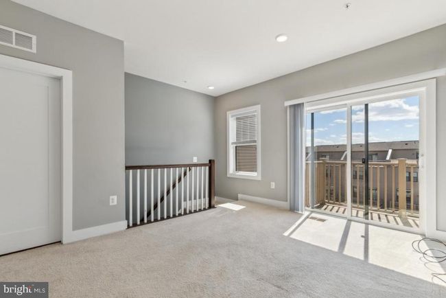 44738 Tiverton Sq, Condo with 3 bedrooms, 3 bathrooms and null parking in ASHBURN VA | Image 11