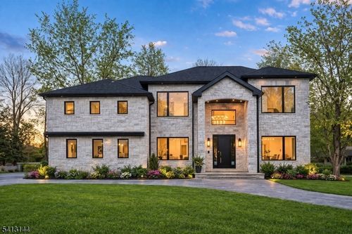 39 Billingsley Dr, Livingston, NJ, 07039-4624 | Card Image