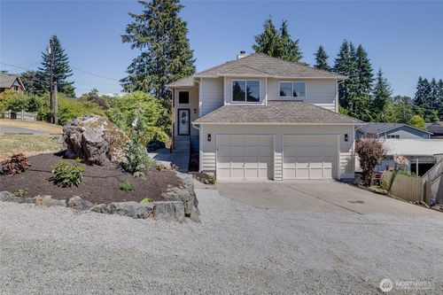 817 Ford Ave, Snohomish, WA, 98290-2434 | Card Image