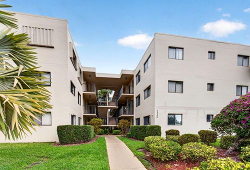112-5280 Las Verdes Cir, Delray Beach, FL, 33484-8013 | Card Image