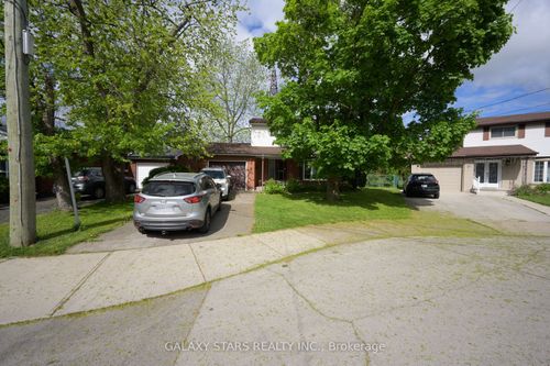 55 Yarmouth Crt, Hamilton, ON, L8S3E2 | Card Image