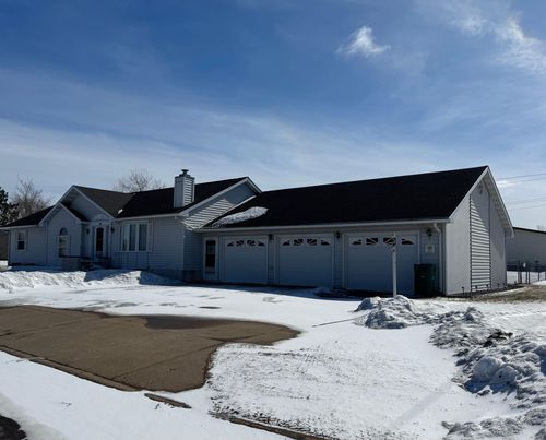 509 W Elizabeth Ave, Keewatin, MN, 55753-4408 | Card Image