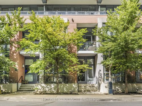 th03-32 Bruyeres Mews, Toronto, ON, M5V0H9 | Card Image