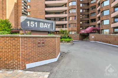 808 - 151 Bay St, Condo with 2 bedrooms, 2 bathrooms and 1 parking in Ottawa ON | Image 2