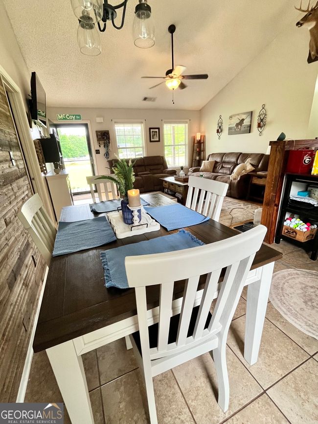 2237 S Walkers Mill Rd, House other with 4 bedrooms, 2 bathrooms and null parking in Griffin GA | Image 9