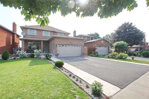 3 Arborwood Drive, Etobicoke, ON, M9W6W7 | Card Image