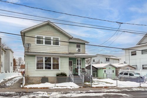 1114 Eynon St, Scranton, PA, 18504-2100 | Card Image