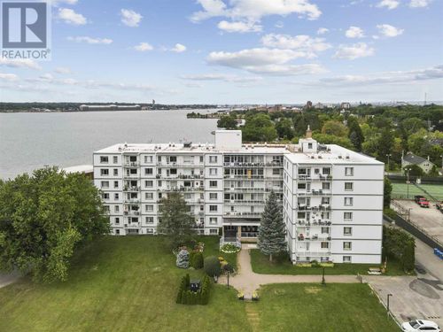 504-99 Pine St, Sault Ste. Marie, ON, P6A3Y3 | Card Image