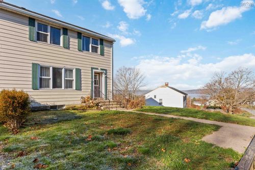 19 Hillside Dr, Cornwallis Park, NS, B0S1H0 | Card Image