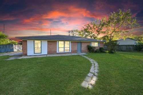 7922 Sheree St, Houston, TX, 77049-2436 | Card Image