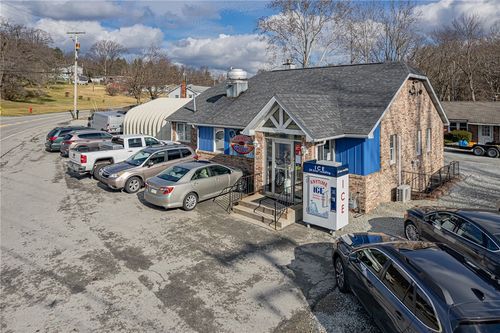 100 Manor Harrison City Rd, Manor, PA, 15665-9609 | Card Image