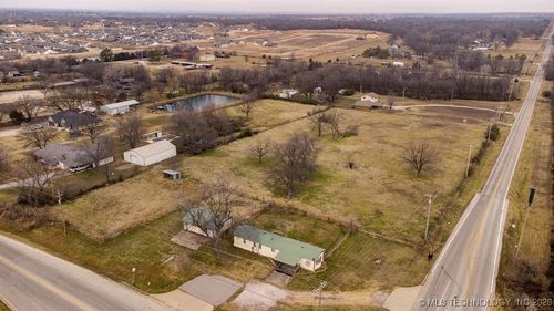 8021 E 86th Street N, Owasso, OK, 74055 | Card Image