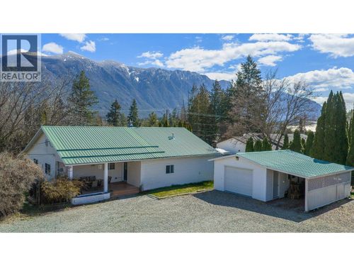3433 Erickson Road, Creston, BC, V0B1G1 | Card Image