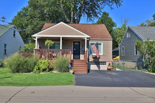 9001 Cherry St, Blue Ash, OH, 45242-7845 | Card Image
