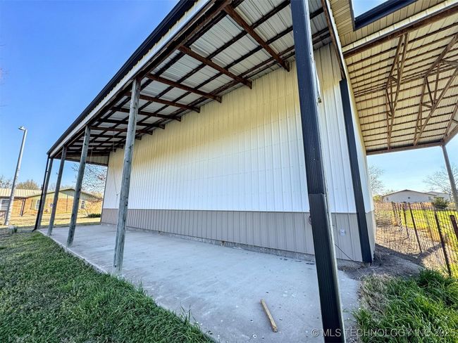 16289 W 810 Rd, House other with 4 bedrooms, 2 bathrooms and null parking in Tahlequah OK | Image 48