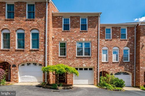 115 Shooters Ct, ALEXANDRIA, VA, 22314-4665 | Card Image
