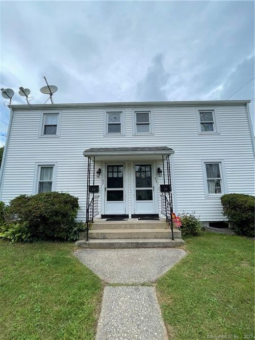 67 Hawthorne Dr, New London, CT, 06320-4001 | Card Image