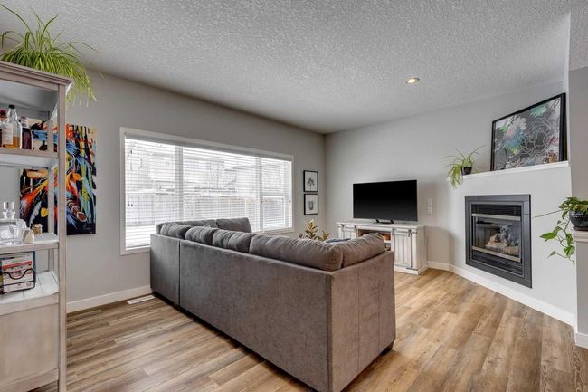 114 Chapalina Close Se, Home with 5 bedrooms, 3 bathrooms and 4 parking in Calgary AB | Image 11