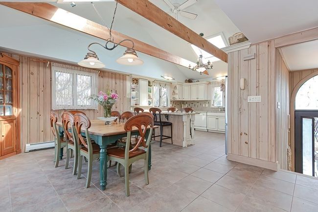 18 Bungalow Rd, House other with 5 bedrooms, 3 bathrooms and 4 parking in Gloucester MA | Image 34