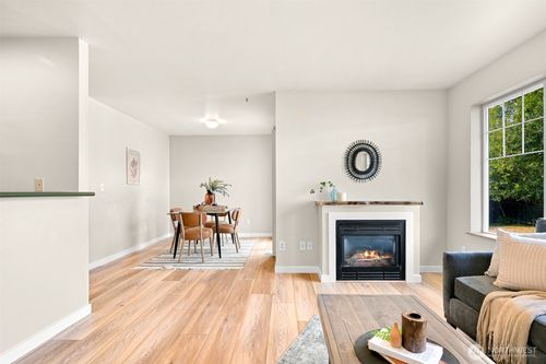 2809 Valencia St, Bellingham, WA, 98226-3749 | Card Image